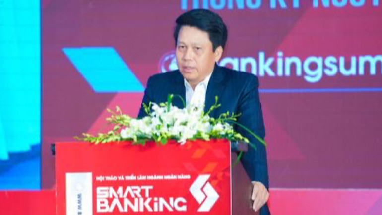 Phó Thống đốc Ngân hàng Nhà nước Việt Nam Phạm Tiến Dũng chia sẻ ý kiến tại hội thảo