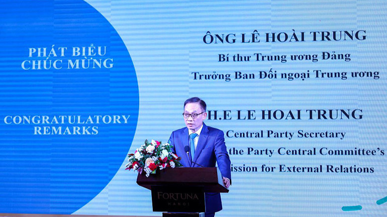 Ông Lê Hoài Trung phát biểu tại hội nghị.