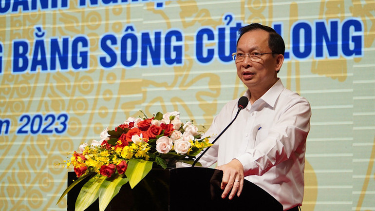 Phó Thống đốc Thường trực Ngân hàng Nhà nước Đào Minh Tú. Phó Thống đốc Thường trực Ngân hàng Nhà nước Đào Minh Tú.