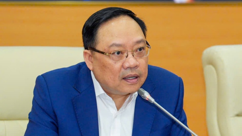 Vụ trưởng Vụ Thanh toán Phạm Anh Tuấn thông tin về kết quả triển khai Quyết định 810 của ngành ngân hàng.