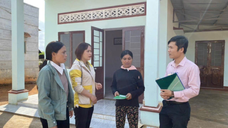 Nguồn vốn tín dụng chính sách đã giúp hơn 2.100 hộ đồng bào dân tộc thiểu số thuộc hộ nghèo ở Gia Lai xây dựng nhà ở khang trang, kiên cố.