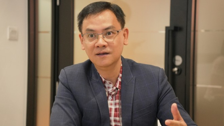 Giám đốc Khối kinh doanh tiền tệ, Ngân hàng UOB Việt Nam Đinh Đức Quang. Giám đốc Khối kinh doanh tiền tệ, Ngân hàng UOB Việt Nam Đinh Đức Quang.