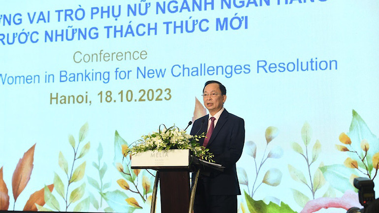 Phó Thống đốc Thường trực Ngân hàng Nhà nước Đào Minh Tú phát biểu khai mạc hội thảo. Phó Thống đốc Thường trực Ngân hàng Nhà nước Đào Minh Tú phát biểu khai mạc hội thảo.