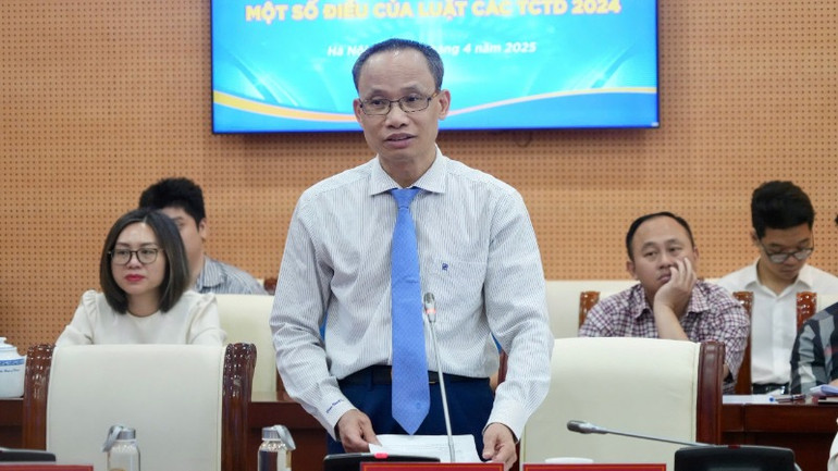 Chuyên gia kinh tế, Tiến sĩ Cấn Văn Lực góp ý kiến cho dự thảo Luật Các tổ chức tín dụng.