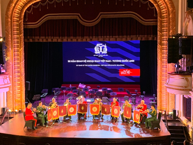 Một tiết mục biểu diễn tại lễ kỷ niệm.