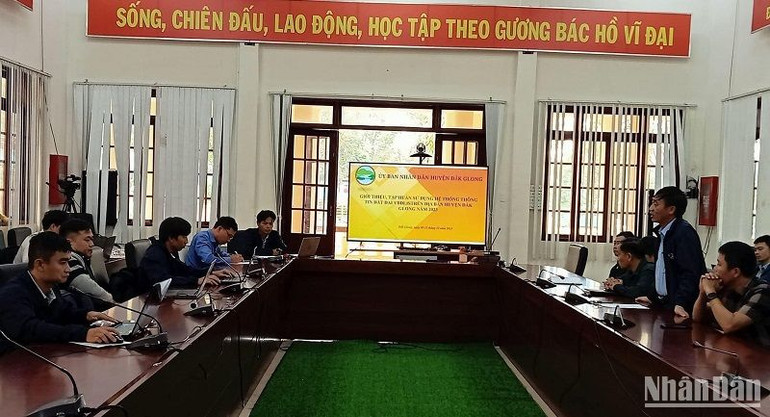 Hiện nay tỉnh Đắk Nông mới triển khai điểm xây dựng cơ sở dữ liệu về đất đai trên phần mềm VBDLIS tại các huyện Đắk R’Lấp, Đắk Mil và huyện Đắk Song.