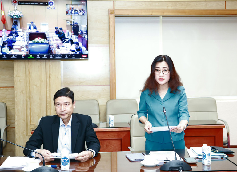 Các đại biểu phát biểu tại hội nghị. Các đại biểu phát biểu tại hội nghị.