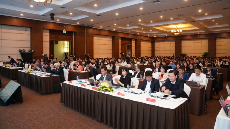 Quang cảnh hội nghị đối thoại với doanh nghiệp dược năm 2024.