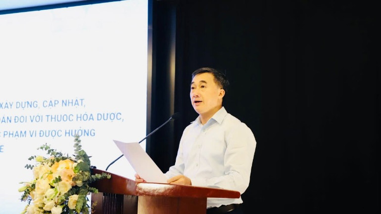 Thứ trưởng Y tế Trần Văn Thuấn phát biểu tại hội thảo. Thứ trưởng Y tế Trần Văn Thuấn phát biểu tại hội thảo.