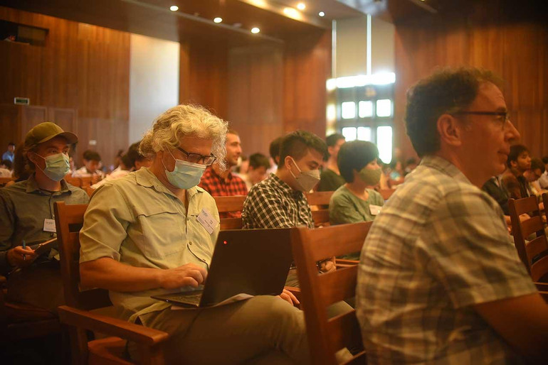 Hội nghị thu hút đông đảo các nhà khoa học trên thế giới.