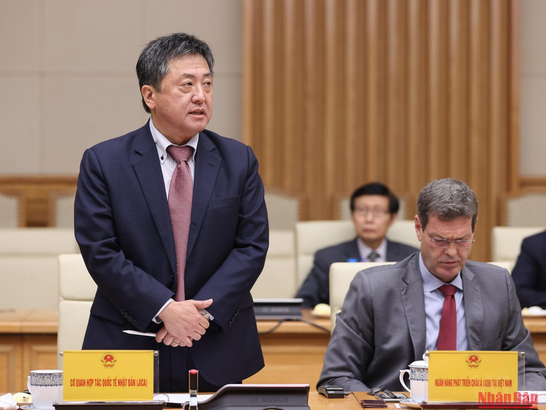 Đại diện Cơ quan hợp tác quốc tế Nhật Bản ( JICA)