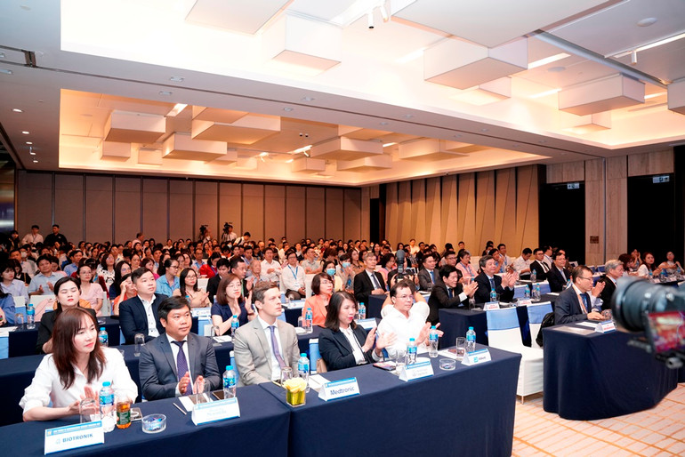 Quang cảnh hội nghị.