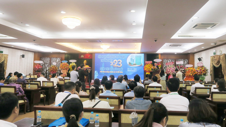 Quang cảnh hội nghị