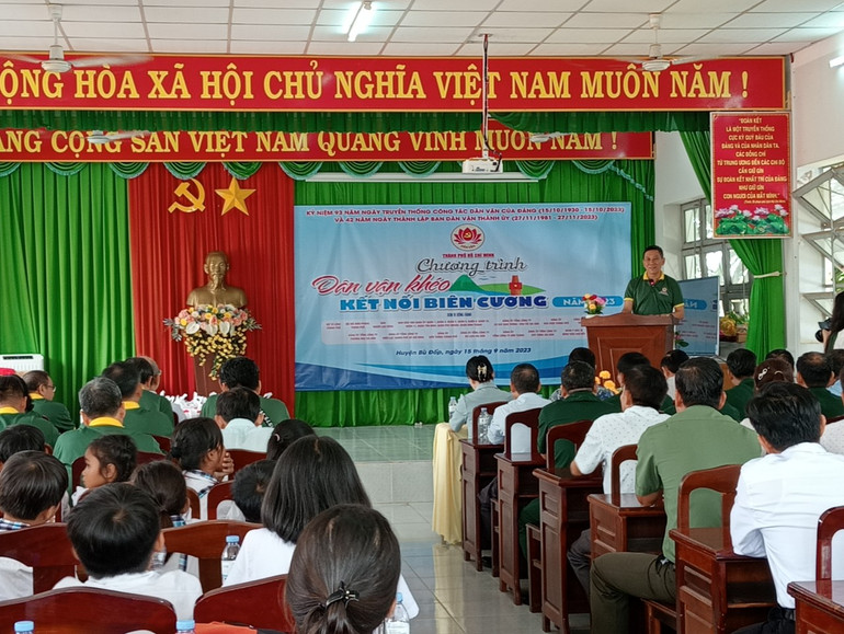 Quang cảnh chương trình