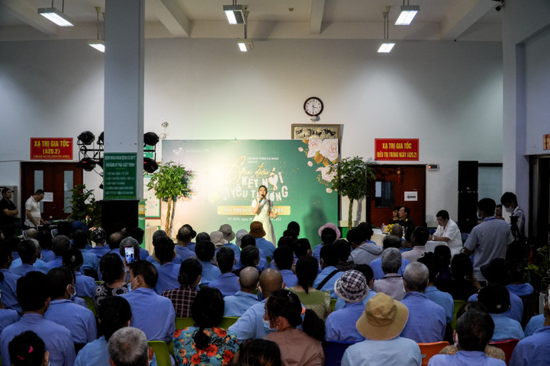 Chương trình nhận được nhiều sự quan tâm của các bệnh nhân đang điều trị ung thư dài ngày tại bệnh viện.