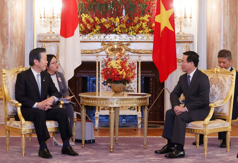 Chủ tịch nước Võ Văn Thưởng và Chủ tịch Đảng Công Minh Nhật Bản Yamaguchi Natsuo.