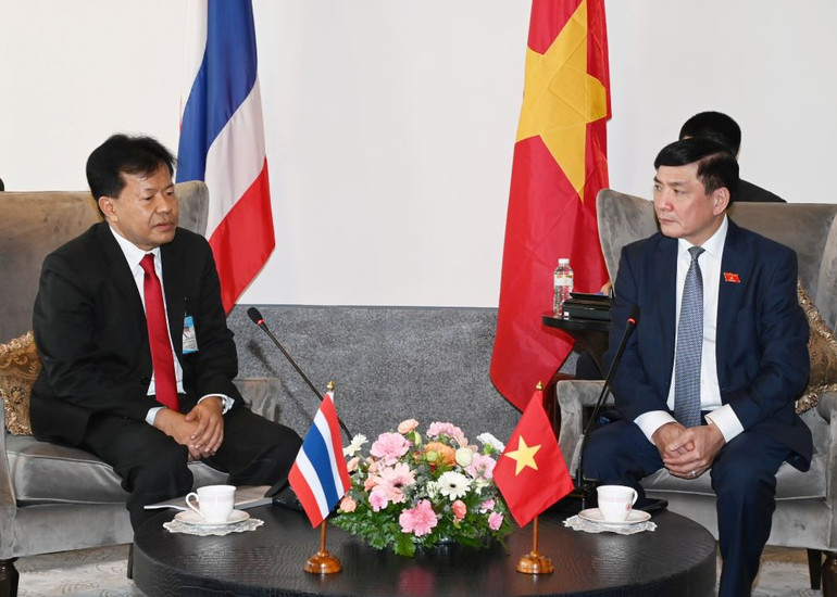 Hai lãnh đạo Văn phòng Quốc hội đã trao đổi những vấn đề cụ thể.