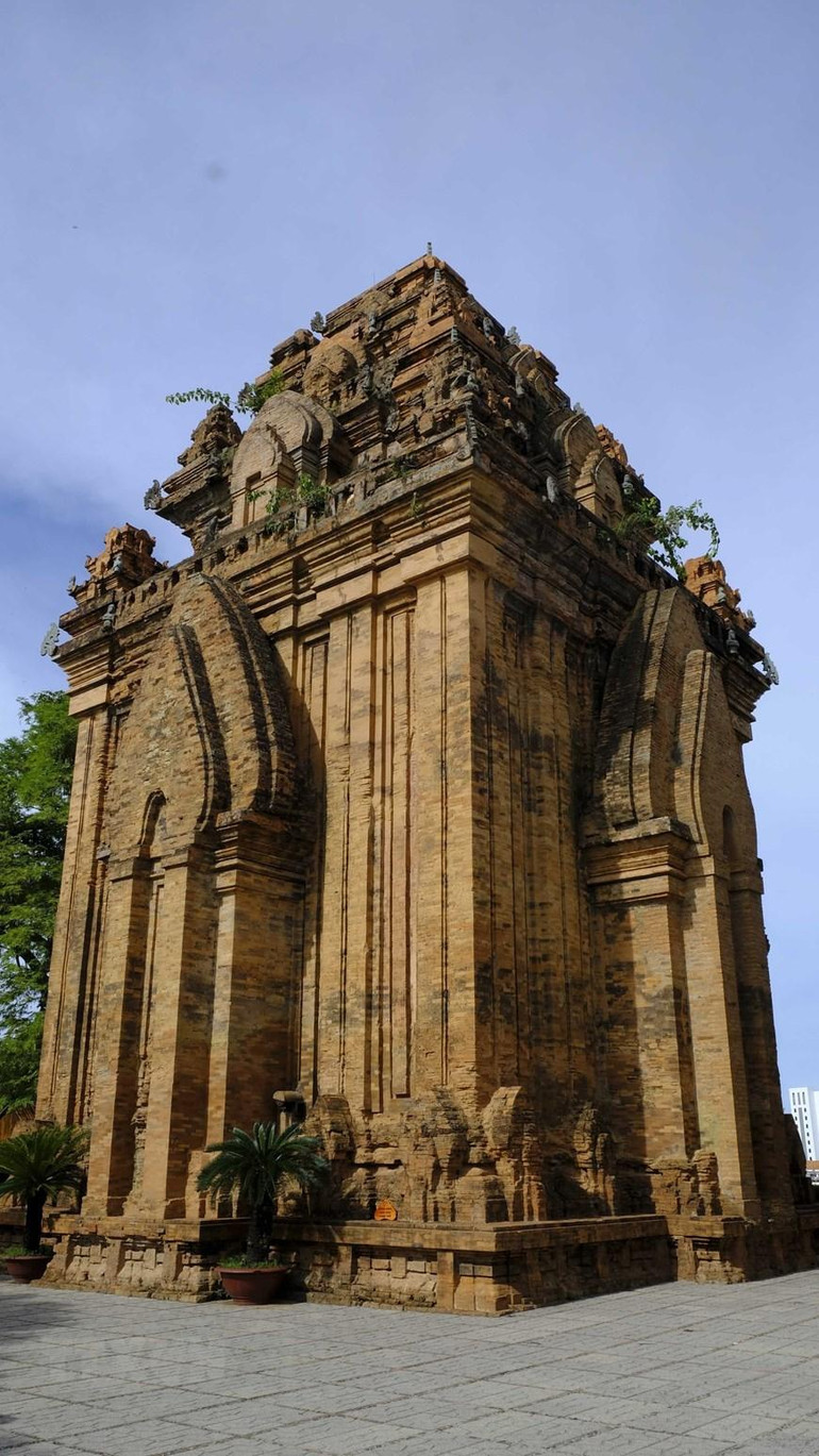 Mặt sau của Tháp Bà Ponagar. (Ảnh Đặng Tuấn/TTXVN)