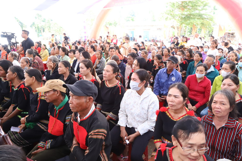 Đồng bào dân tộc xã Ea Tiêu tổ chức các hoạt động truyền thống trong Ngày hội Đại đoàn kết các dân tộc xã Ea Tiêu năm 2023.