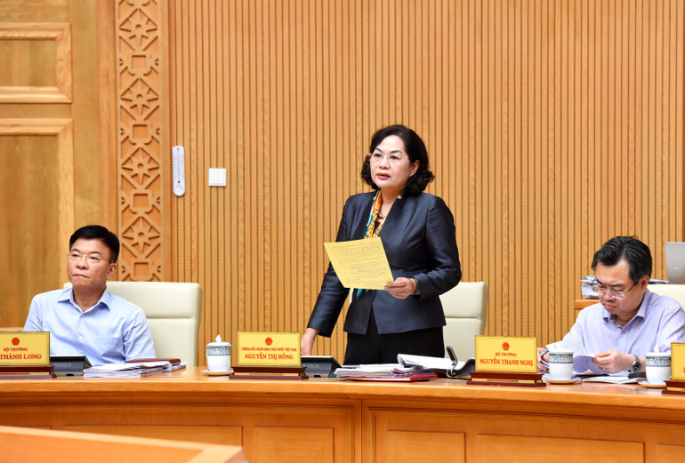 Thống đốc Ngân hàng Nhà nước Việt Nam Nguyễn Thị Hồng phát biểu.