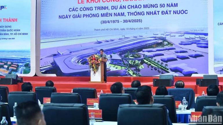 Quang cảnhlễ khởi công, khánh thành các công trình, dự án chào mừng 50 năm Ngày Giải phóng miền nam, thống nhất đất nước (30/4/1975-30/4/2025).