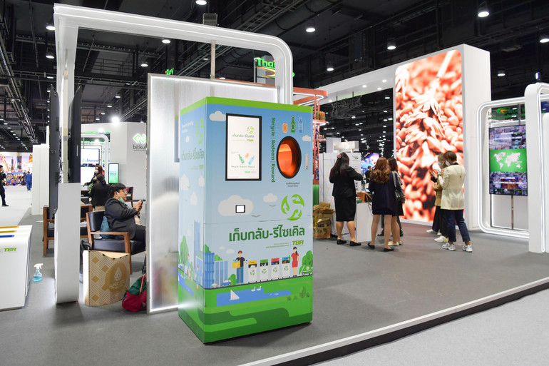 Mô hình máy ATM phân loại, xử lý rác thải của tập đoàn ThaiBev.