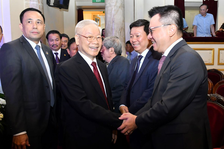 Tổng Bí thư Nguyễn Phú Trọng và các đại biểu dự Lễ kỷ niệm.