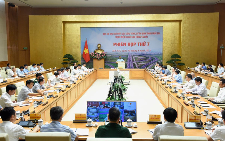 Quang cảnh phiên họp. (Ảnh: Trần Hải)
