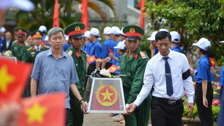 Lễ truy điệu và an táng 23 liệt sĩ được tổ chức trang trọng, tôn nghiêm tại Gia Lai.