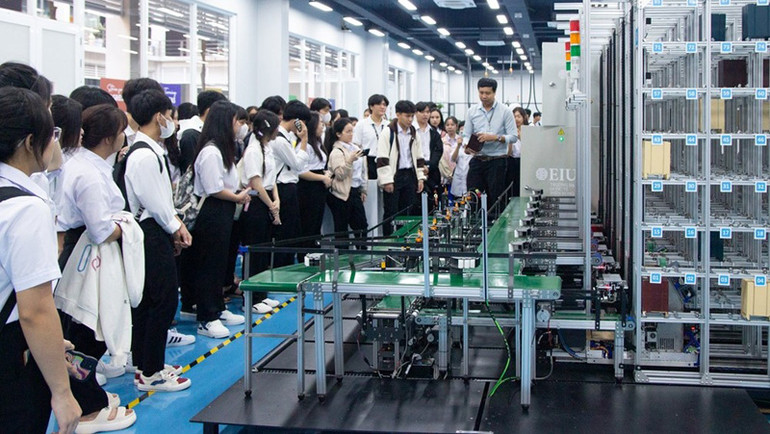 Phòng thực nghiệm tại Trường đại học Quốc tế Miền Đông.