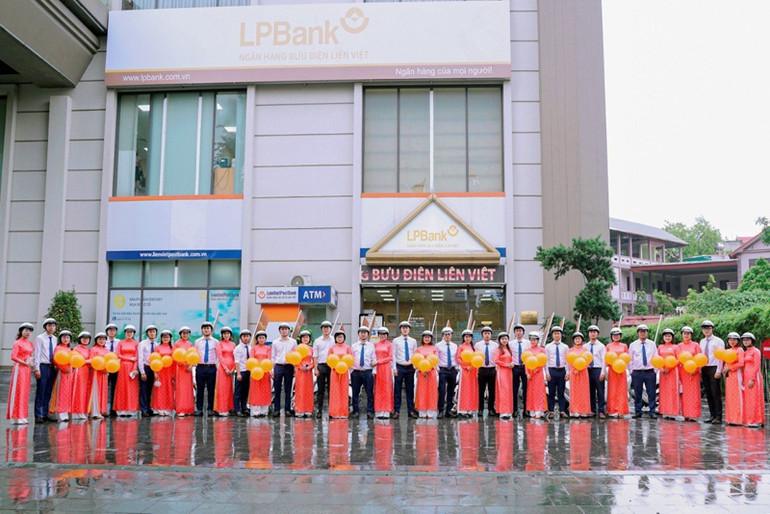 Hàng ngàn cơ hội việc làm tại LPBank.
