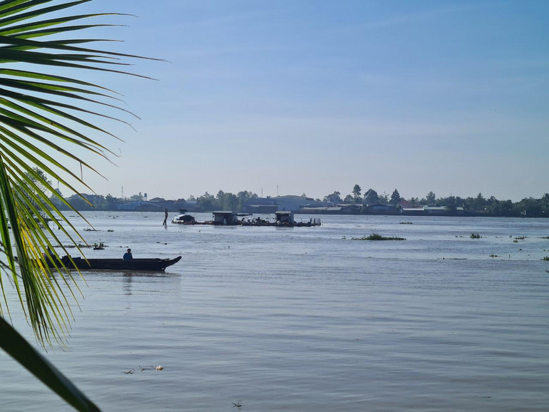 Khu vực sạt lở rộng khoảng 10ha.