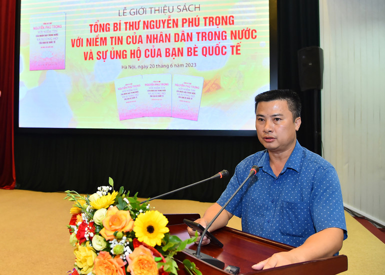 Anh Nguyễn Tiến Du, một thợ mỏ ở Công ty than Khe Chàm, thành phố Cẩm Phả, tỉnh Quảng Ninh nêu những cảm nghĩ, tình cảm của mình với Tổng Bí thư Nguyễn Phú Trọng.