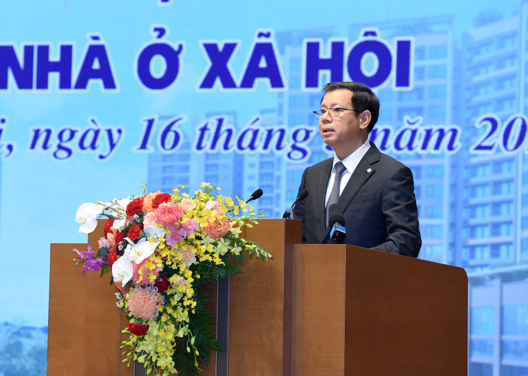 Ông Nguyễn Việt Quang - Phó Chủ tịch Tập đoàn VinGroup phát biểu tại Hội nghị.