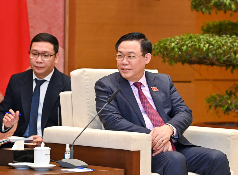 Chủ tịch Quốc hội Vương Đình Huệ phát biểu. Chủ tịch Quốc hội Vương Đình Huệ phát biểu.