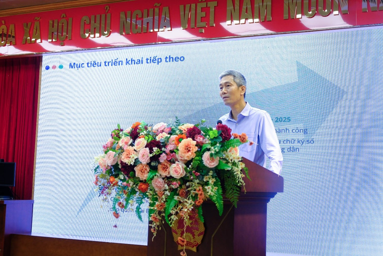 Ông Đỗ Sơn Giang - Phó Tổng Giám đốc FPT IS chia sẻ FPT cam kết cùng quận Hai Bà Trưng tiếp tục chinh phục các mục tiêu tiếp theo của dự án.