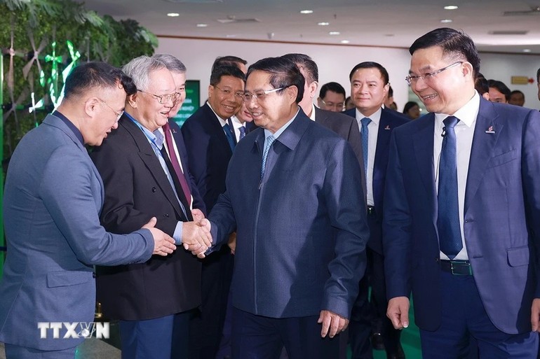 Thủ tướng Phạm Minh Chính đến dự Hội nghị triển khai vụ năm 2025 của ngành dầu khí.