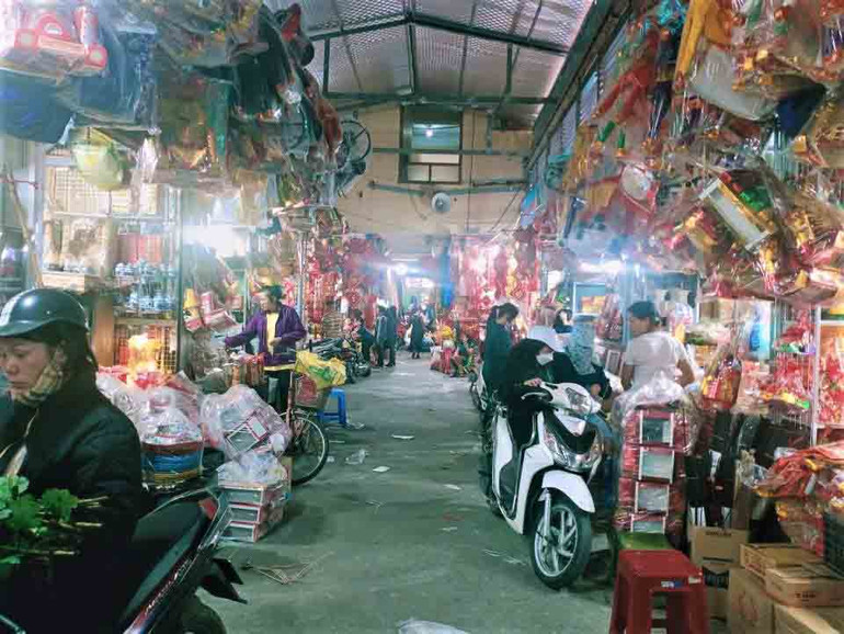 Một góc chợ Giàu.