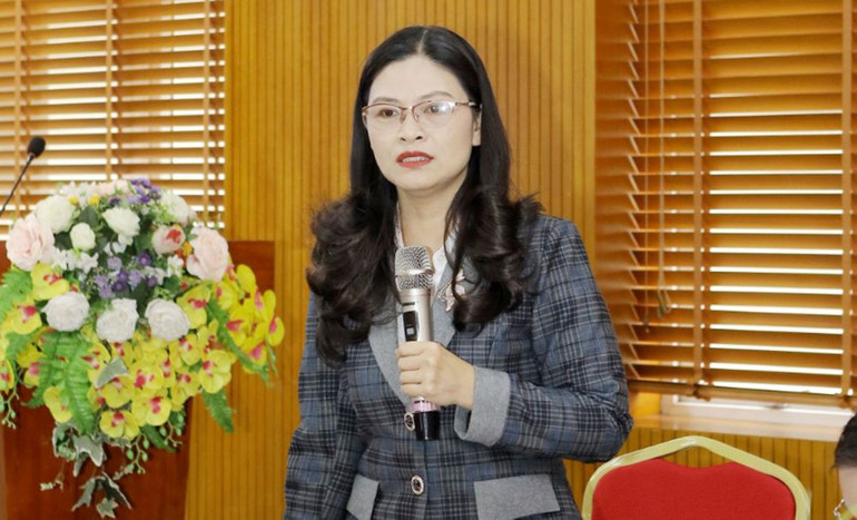 Bà Vương Ngọc Hà, Trưởng Ban Tuyên giáo Tỉnh ủy Hà Giang phát biểu tại buổi tọa đàm.