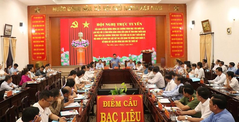 Quang cảnh hội nghị trực tuyến (tại điểm cầu Bạc Liêu).