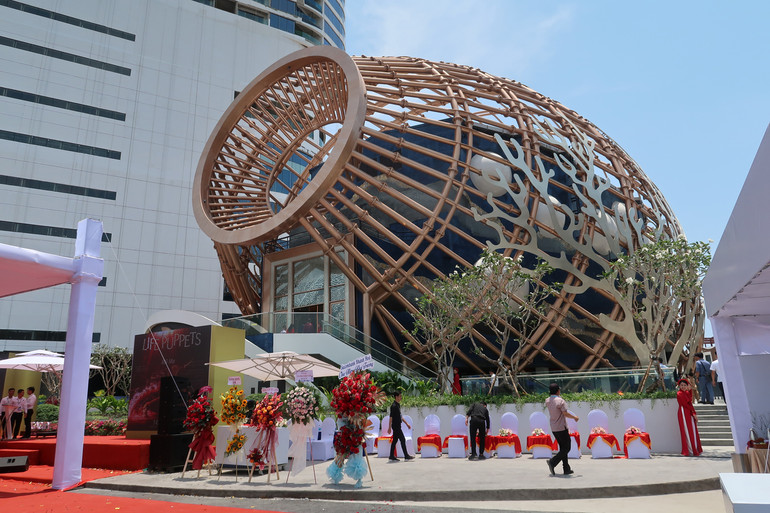 Toàn cảnh Nhà hát “Đó”.