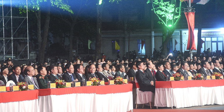 Các đại biểu dự lễ khai mạc Lễ hội Cà-phê Buôn Ma Thuột lần thứ 8 năm 2023.