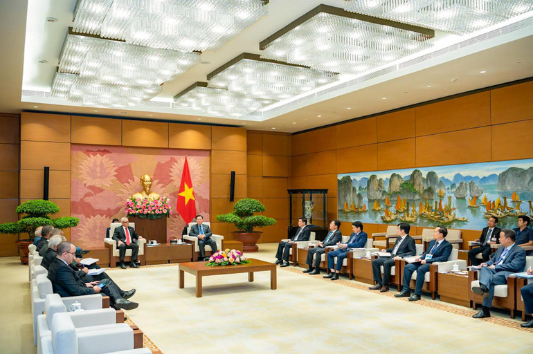 Quang cảnh buổi tiếp tại Nhà Quốc hội.