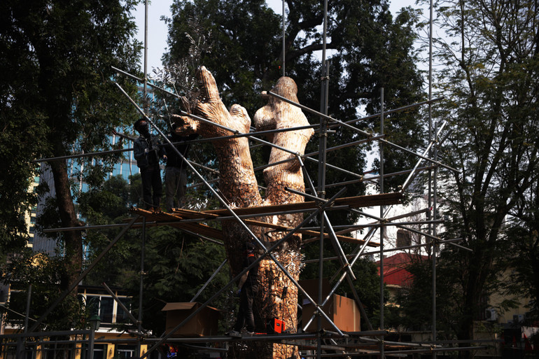 Tác phẩm "Hồi sinh" đang được hoàn thiện.