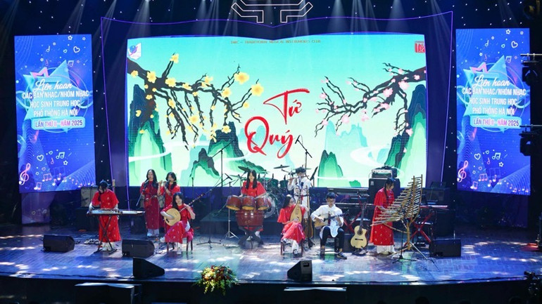 Liên hoan năm nay có 37 đội của 37 trường trung học phổ thông tham gia. (Ảnh THANH TÙNG)