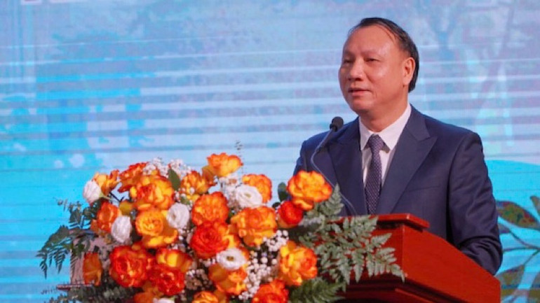 Hiệu trưởng Trường đại học Sư Phạm Hà Nội Nguyễn Đức Sơn phát biểu tại buổi lễ.