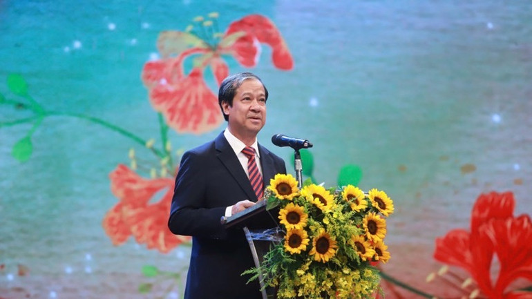 Bộ trưởng Giáo dục và Đào tạo Nguyễn Kim Sơn phát biểu tại chương trình. Bộ trưởng Giáo dục và Đào tạo Nguyễn Kim Sơn phát biểu tại chương trình.