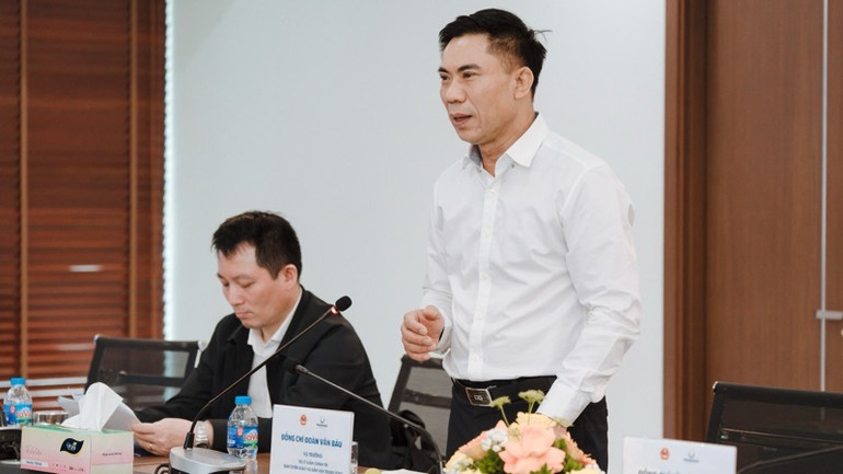 Vụ trưởng Vụ Lý luận chính trị, Ban Tuyên giáo và Dân vận Trung ương Đoàn Văn Báu phát biểu tại buổi làm việc.