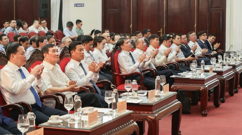 Các đại biểu tham dự hội nghị. Các đại biểu tham dự hội nghị.