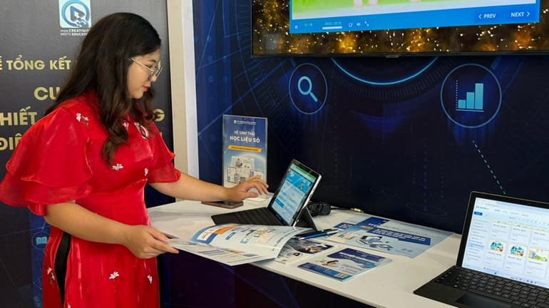 Cô giáo Phạm Thùy Dương, giáo viên Trường trung học cơ sở-Trung học phổ thông Newton, Hà Nội đoạt giải Đặc biệt.